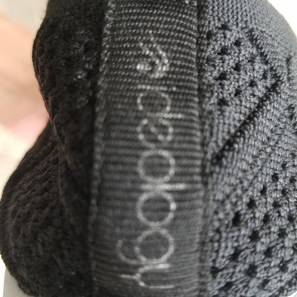 Shoes - Picture 3 of 3